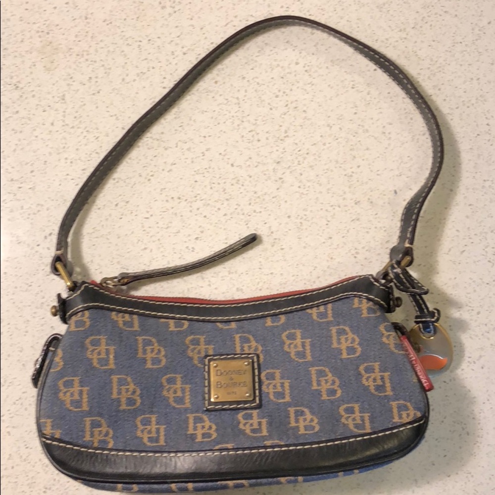 Dooney & Bourke Shoulder Bag